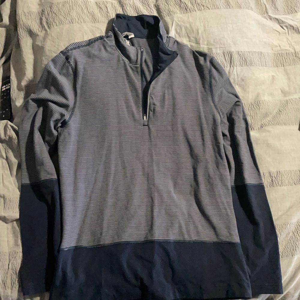 Lululemon pullover